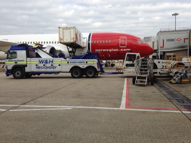 W&H Making Airside Jobs Look Easy!