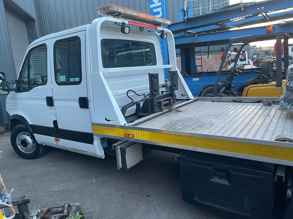 Used stock Iveco Daily with Champion Slidebed